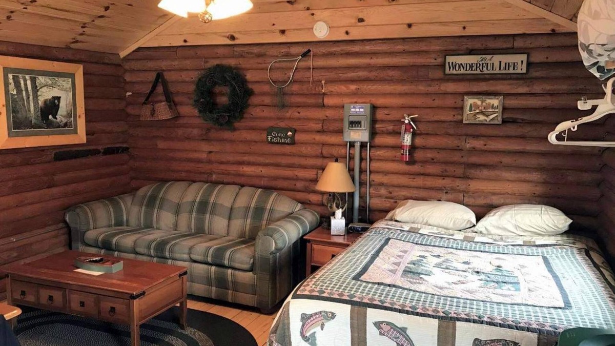 Long Lake Cabin | Riverside Retreat - Cozy Cabin #2