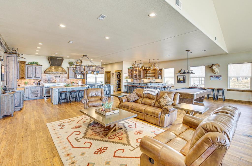 Bridgeport House | Riverside Retreat in Bridgeport with Game Room!