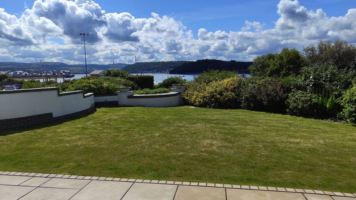 Deganwy Cottage | Riverside Retreat - One Bedroom Cottage, Sleeps 2