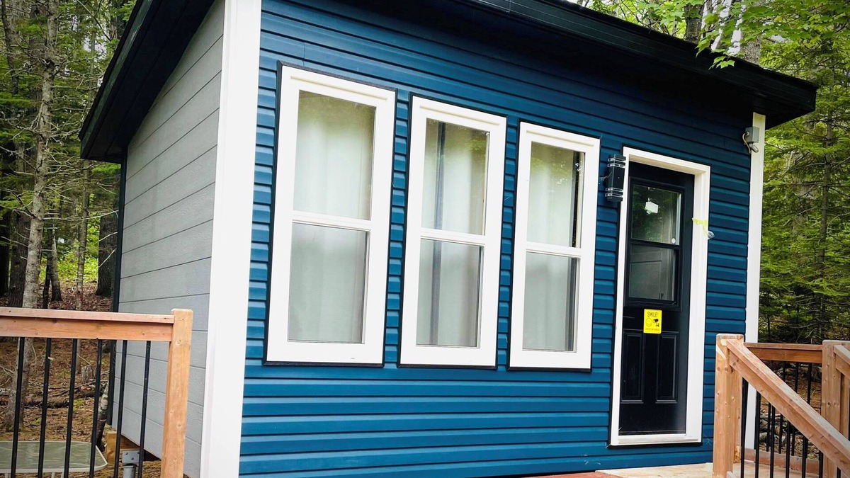 Moncton Cabin | Riverside RnR Offgrid Cabins - Blue Cabin , Shediac NB