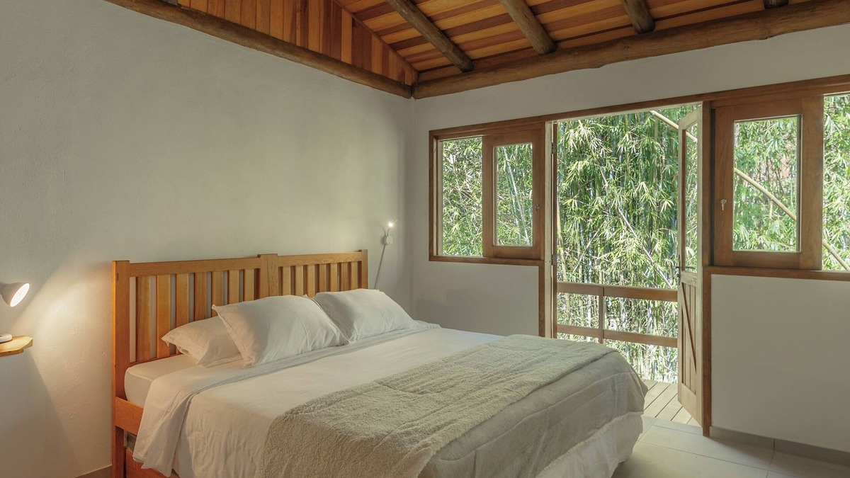 Visconde de Maua Ski Chalet | Riverside suite in Visconde de Mauá