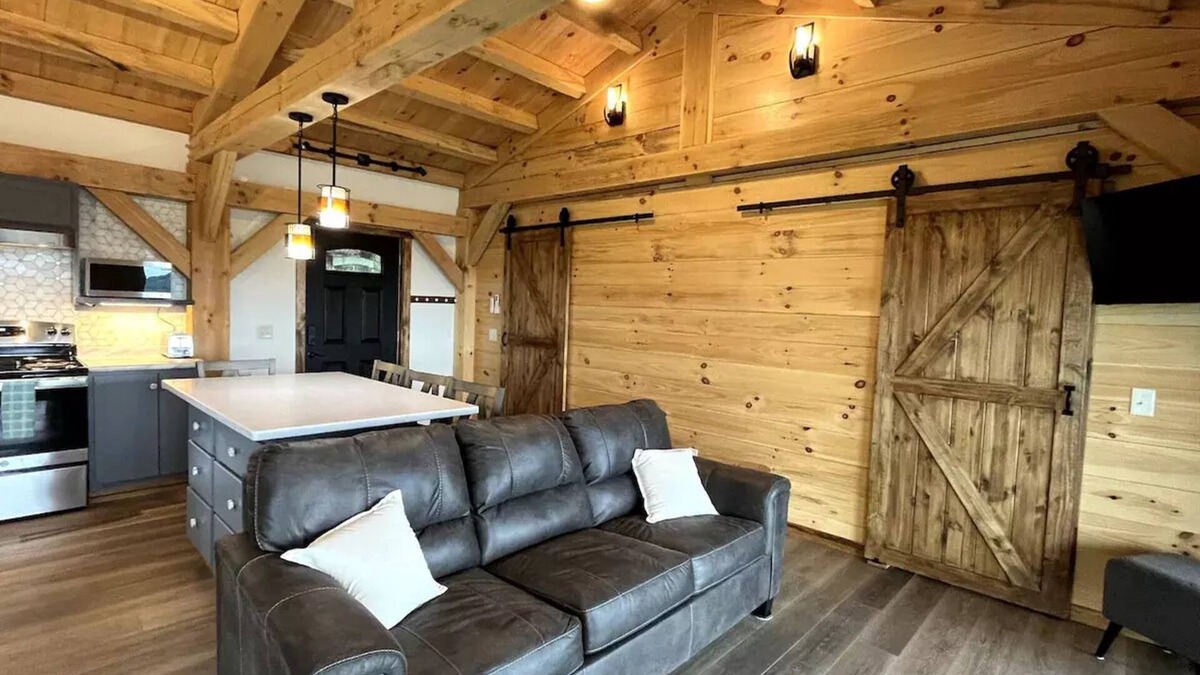 Leavenworth Cabin | Riversong Timberframe Cabin with Gorgeous Water Views