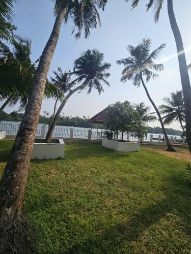 Puthenvelikara Villa | RiverSoul Villa