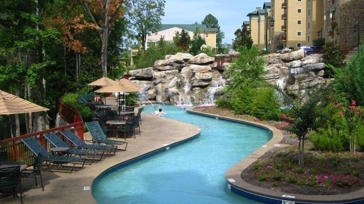 Pigeon Forge Condo | Riverstone 2BRcorner,Golf/Mtn/River/indoor pool, 5min Ripken/LeConte/Dollywood