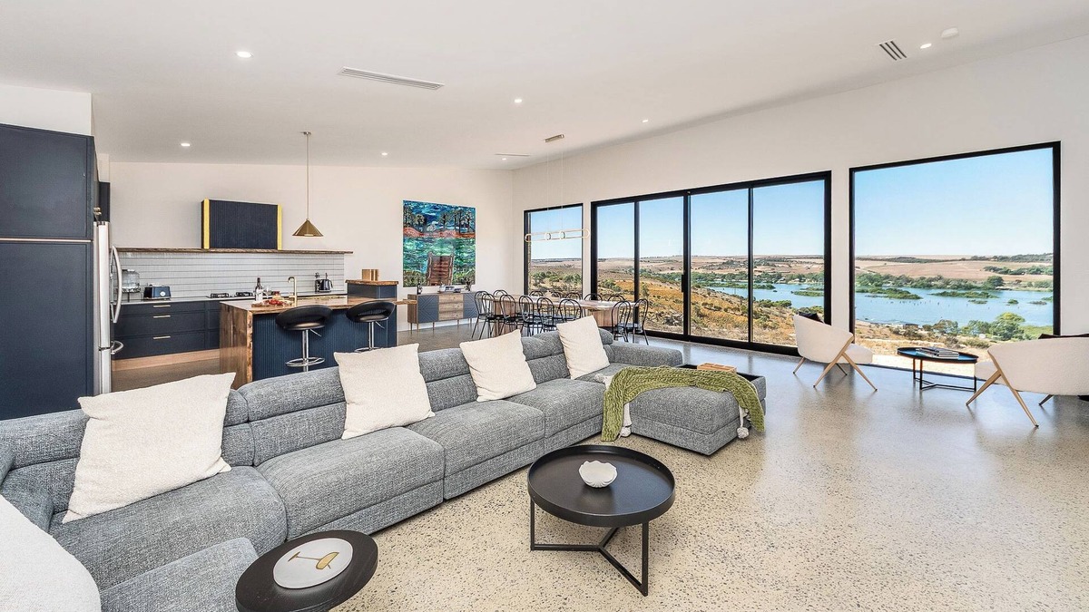 Mannum House | 'Riverstone Retreat'