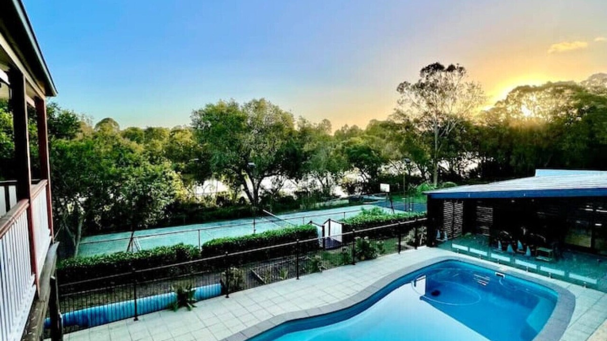 Loganholme House | RiverView 5Bs Home near Freeway&Shops @ Loganholme