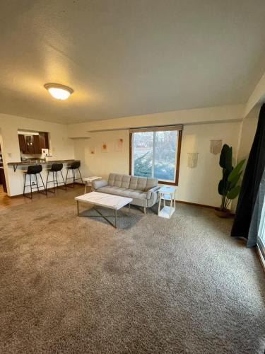 Baraboo Apartment | Riverview Apartment #21