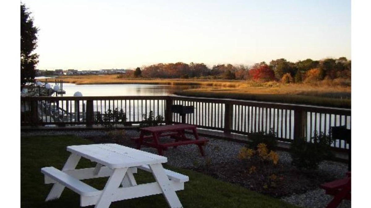 South Yarmouth Resort | Riverview Resort on Cape Cod 150 night. Available Aug 18th-22nd "ONLY"