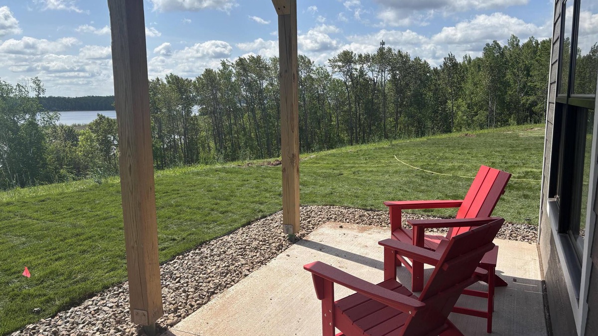 Duluth Apartment | RiverWest Trails End Chalet -New-Base Spirit Mtn - 20% off Bike Rentals