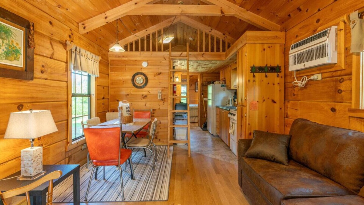 Big Bend Township House | Riverwoods Cabin, Chippewa River