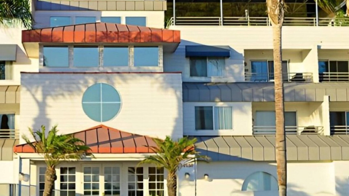 Capistrano Beach Condo | Riviera Beach & Shores Resort 1 bedroom · Capistrano Beach, Stylish One Bedroom Suite!