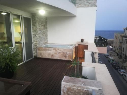 San Tumas Apartment | Riviera Penthouse