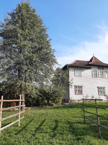 Campulung Moldovenesc House | Rivr House Bucovina