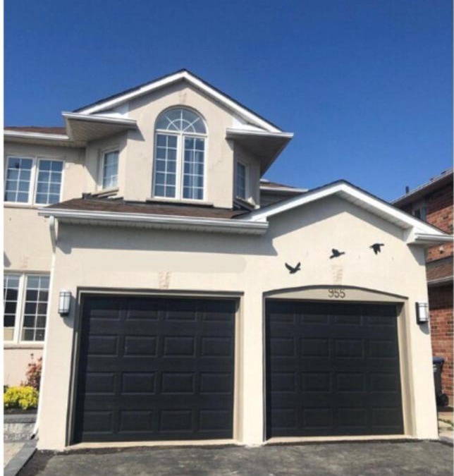 East Credit House | Riz Khan Peaceful Mississauga Home