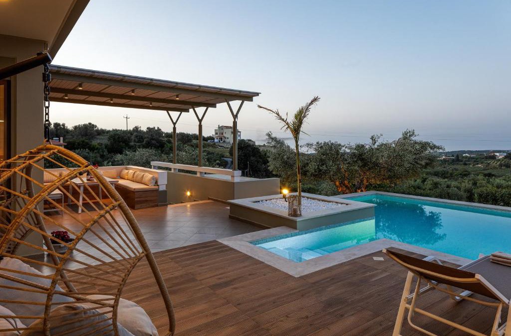 Rethymno Villa | Rizes Villa, Jacuzzi & Pool amid Olive Trees