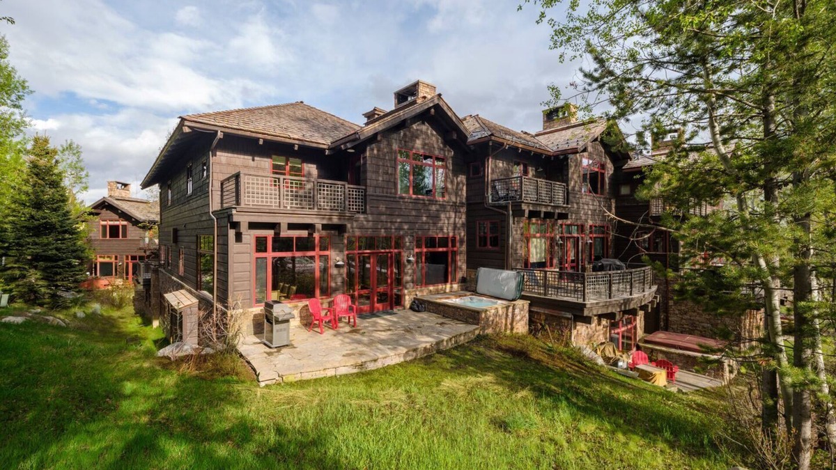 Granite Ridge Cabin | RMR: Granite Ridge Lodge 3217 in Teton Village