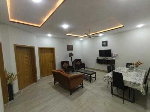 Khyber Pakhtunkhwa House | RMT Residencia per room