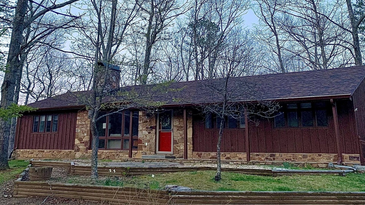 Salem House | Roanoke Outdoor Destination