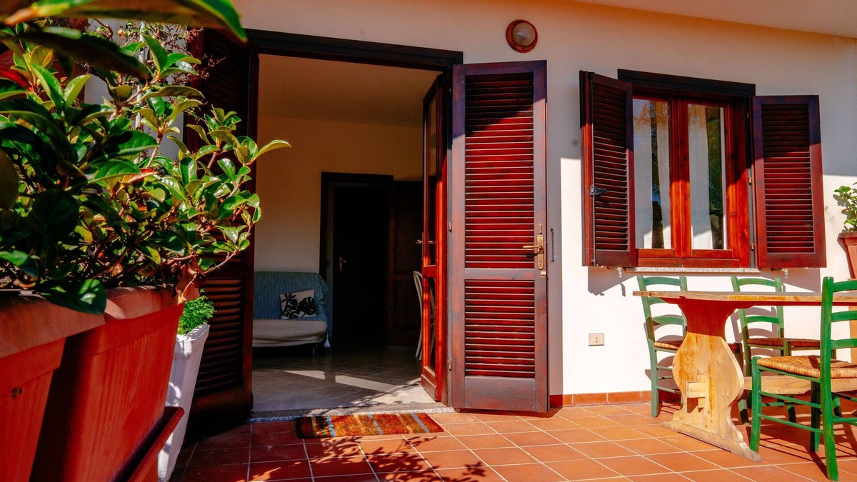 Porto Ottiolu House | "ROBERTA" 350 mt beach. Possibility of other HOUSE same street. PET FRIENDLY.