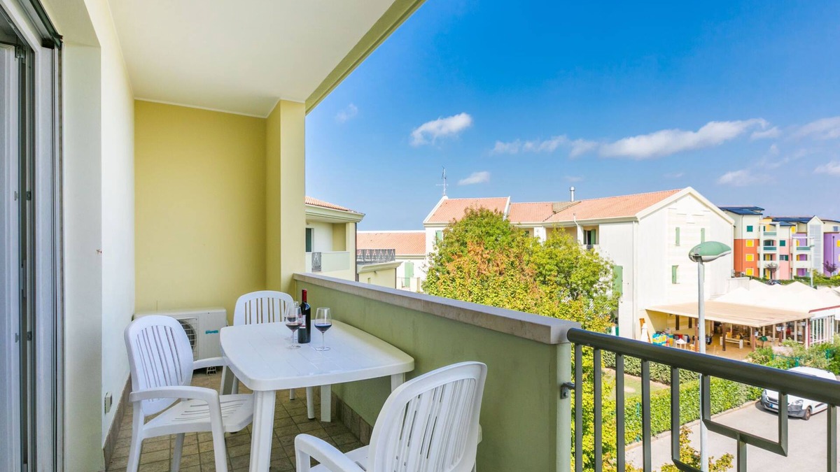 Torre di Fine Apartment | Robinia/Pinetine by Interhome