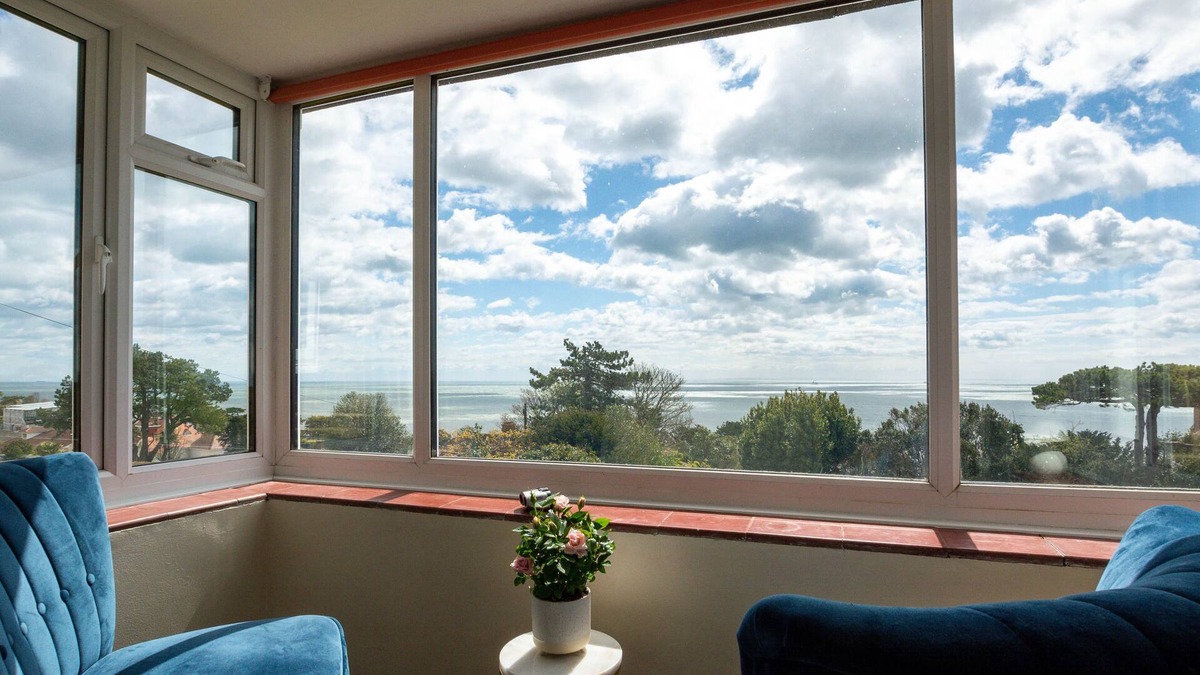 St Margaret's at Cliffe House | Rockmount - Two Bedroom House, Sleeps 5