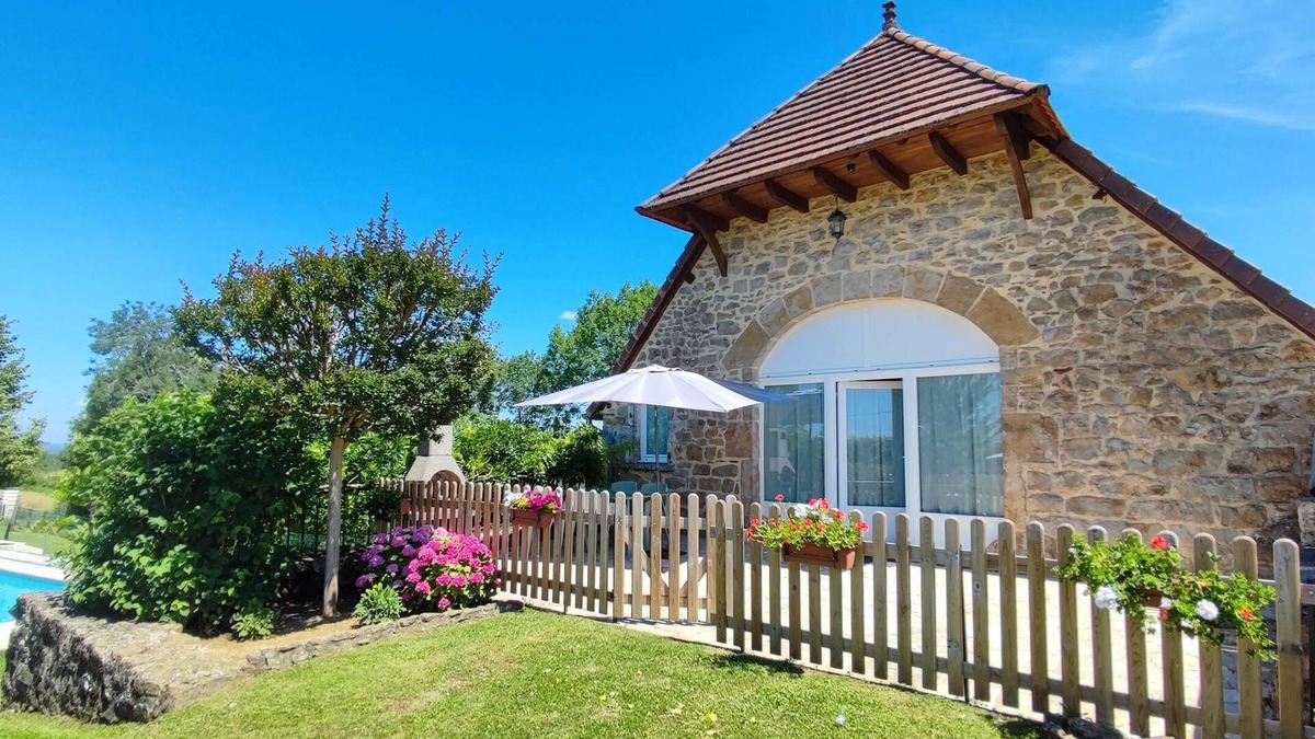 Miers House | ROCAMADOUR SINGLE FOOT