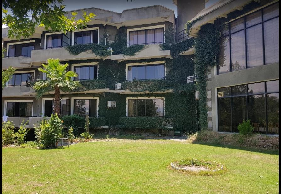 Mingora Hotel | Rock City Resort