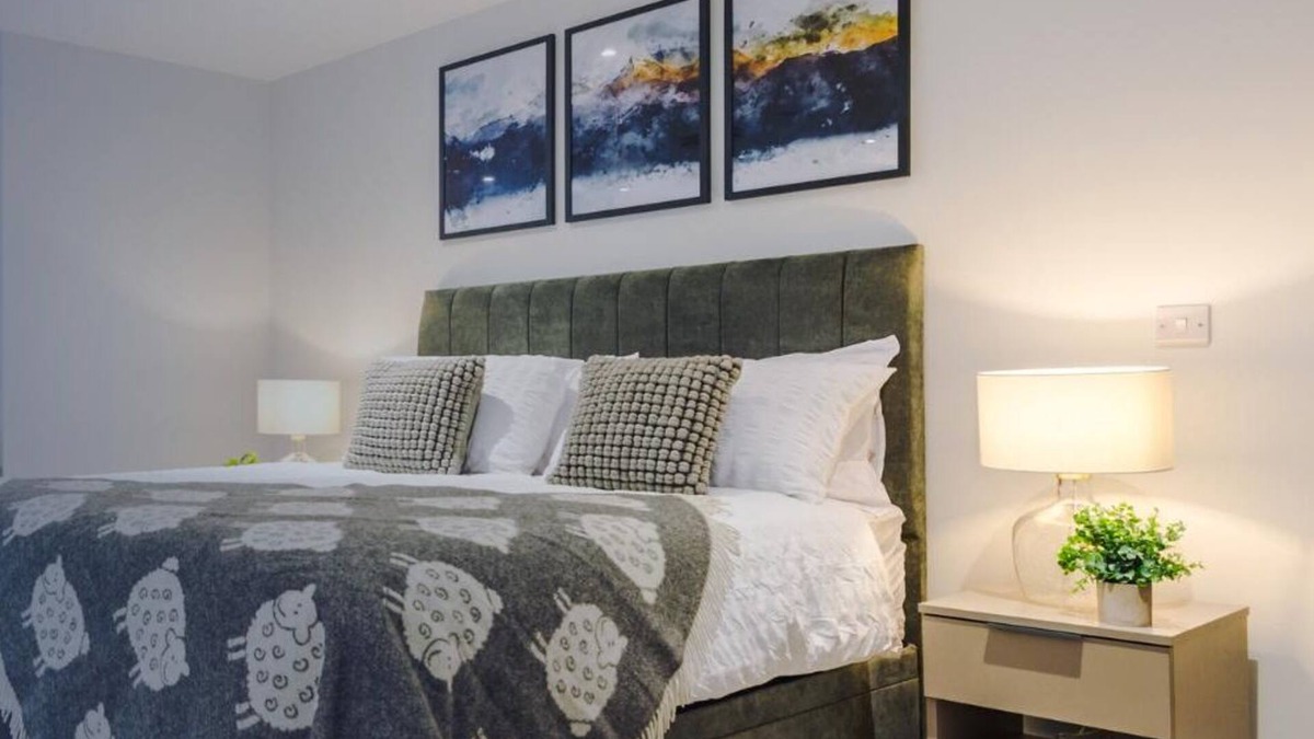 Stoney Middleton Apartment | Rock Mill | Deluxe Studio with Private Balcony