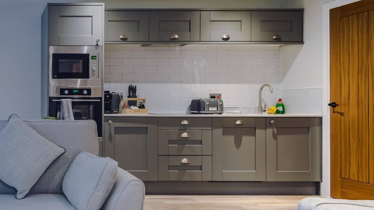 Stoney Middleton Apartment | Rock Mill | Deluxe 2-Bed with Private Balcony