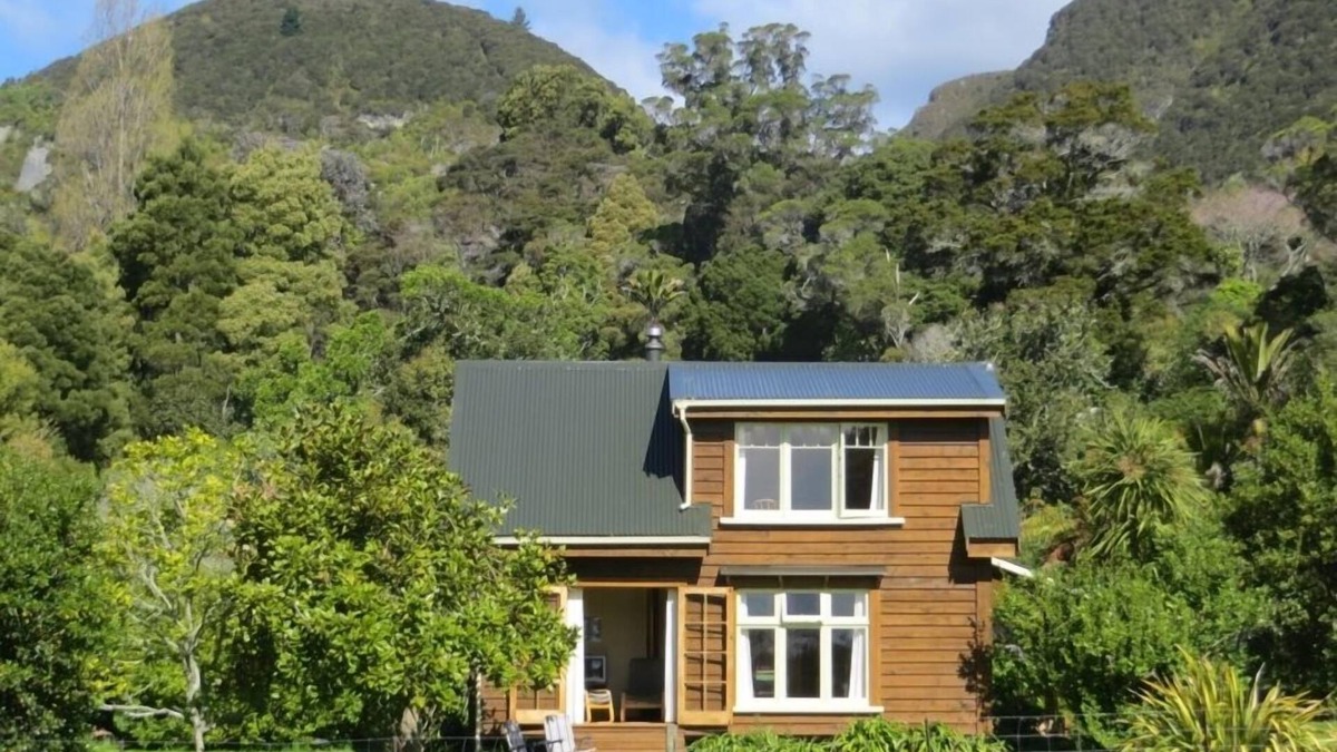 Clifton Cottage | Rock 'n Rata Cottage