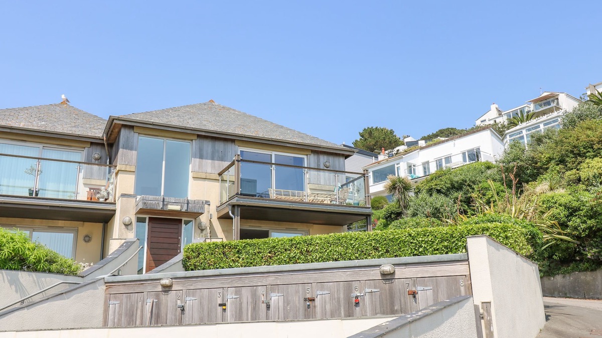 Downderry Cottage | ROCK POOL, family friendly, country holiday cottage in Downderry