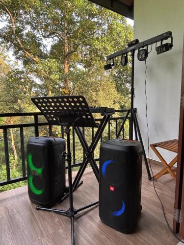 Gomagoda House | Rock View Home