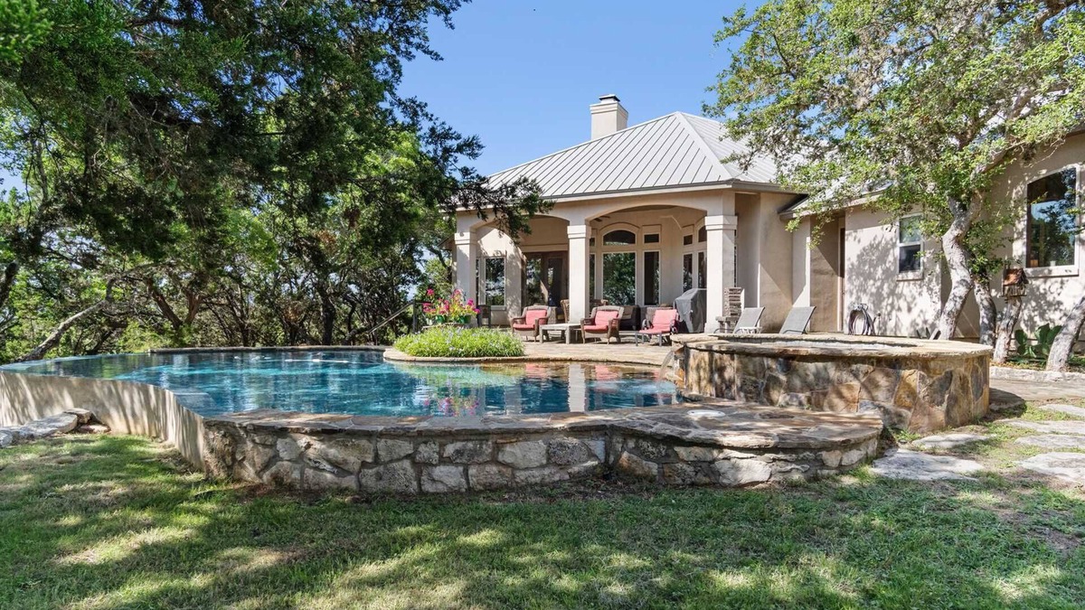 Pipe Creek House | Rockin' B Ranch Summit House