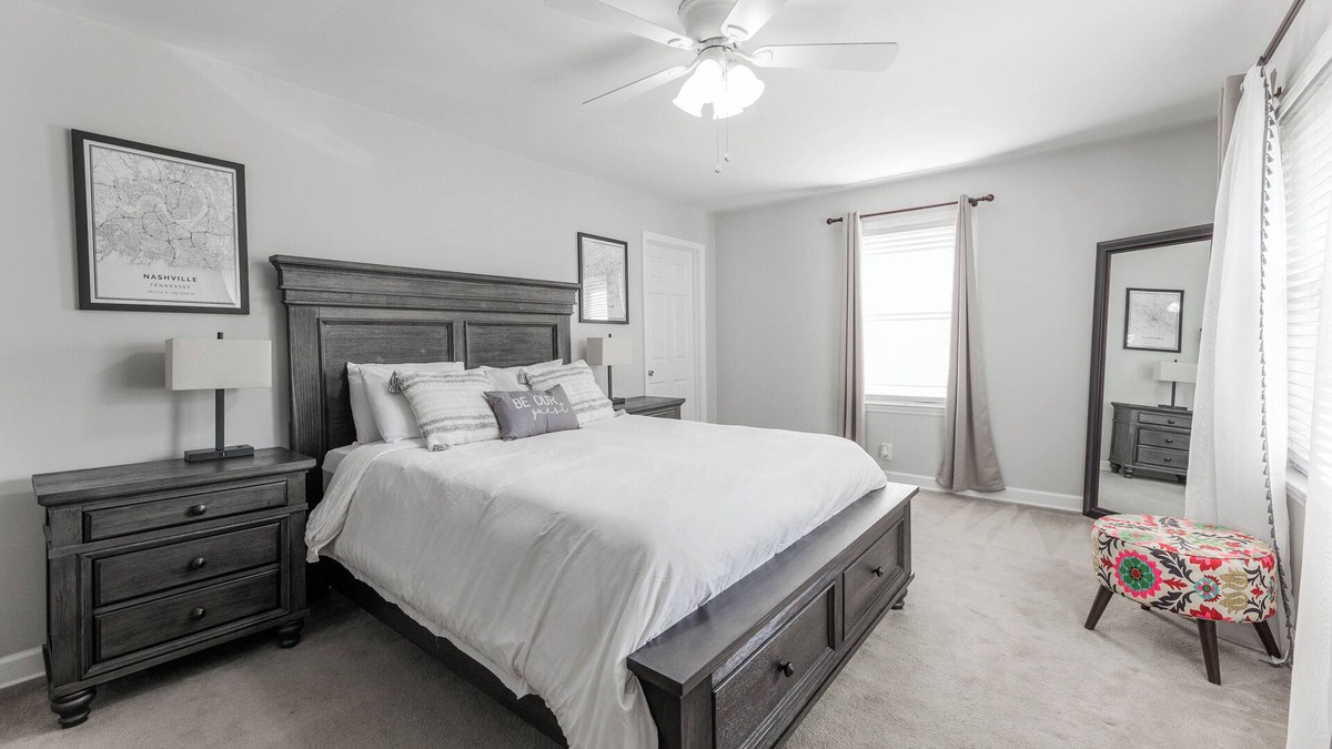 Charlotte Park House | Rockin' West Nashville Retreat - 5 miles from downtown!