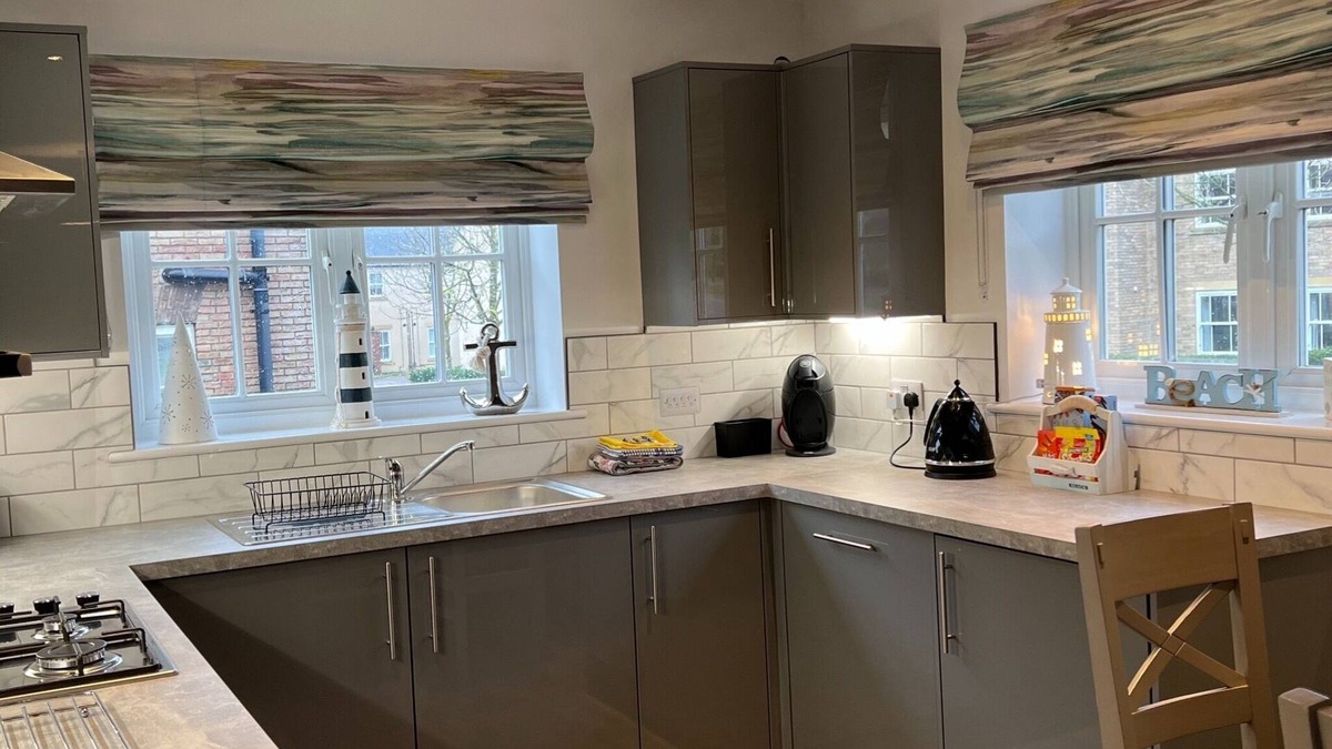 Filey Cottage | Rockpool Cottage, The Bay, 3 Bedroom, Sleeps 6, Leisure centre Dog friendly Wifi