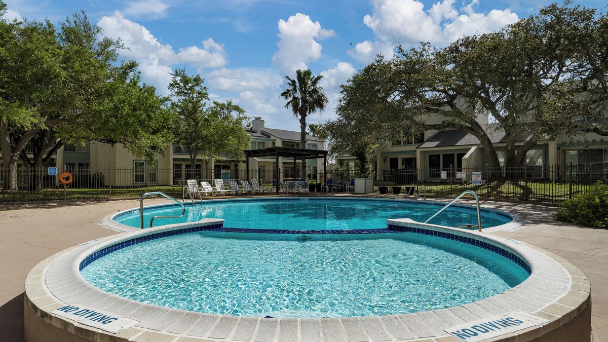 Sailhouse Condo | Rockport Racquet and Yacht Club