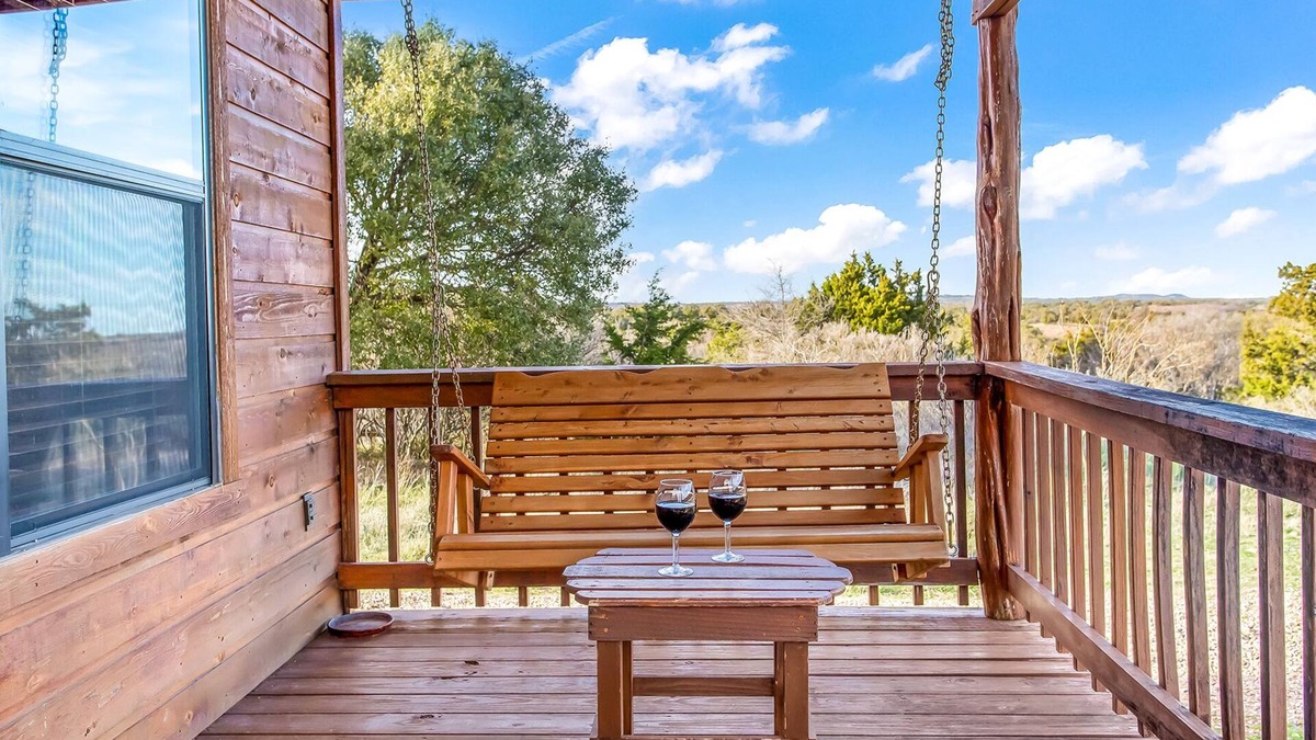 Fredericksburg Cabin | Rockview Cabin 5 | Spectacular Views of Enchanted Rock!