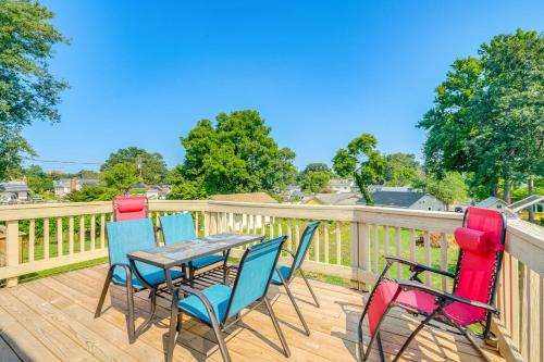 Rockville House | Rockville Home with Spacious Yard 17 Mi to DC!
