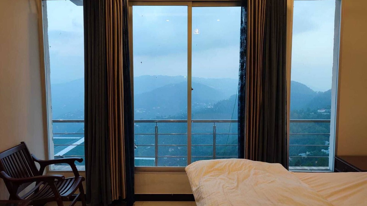 Dhirkot Apartment | Rockwood Heights Family Suite