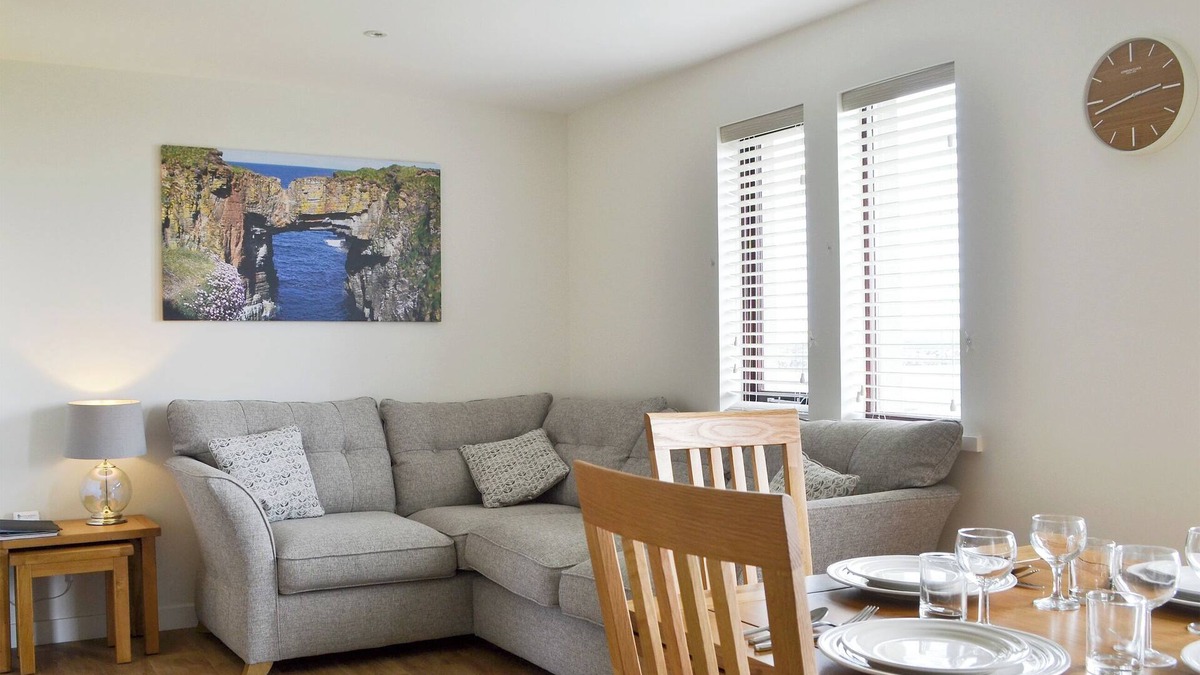 St. Mary's Cottage | Rockworks Chalets No.2 - UK7041