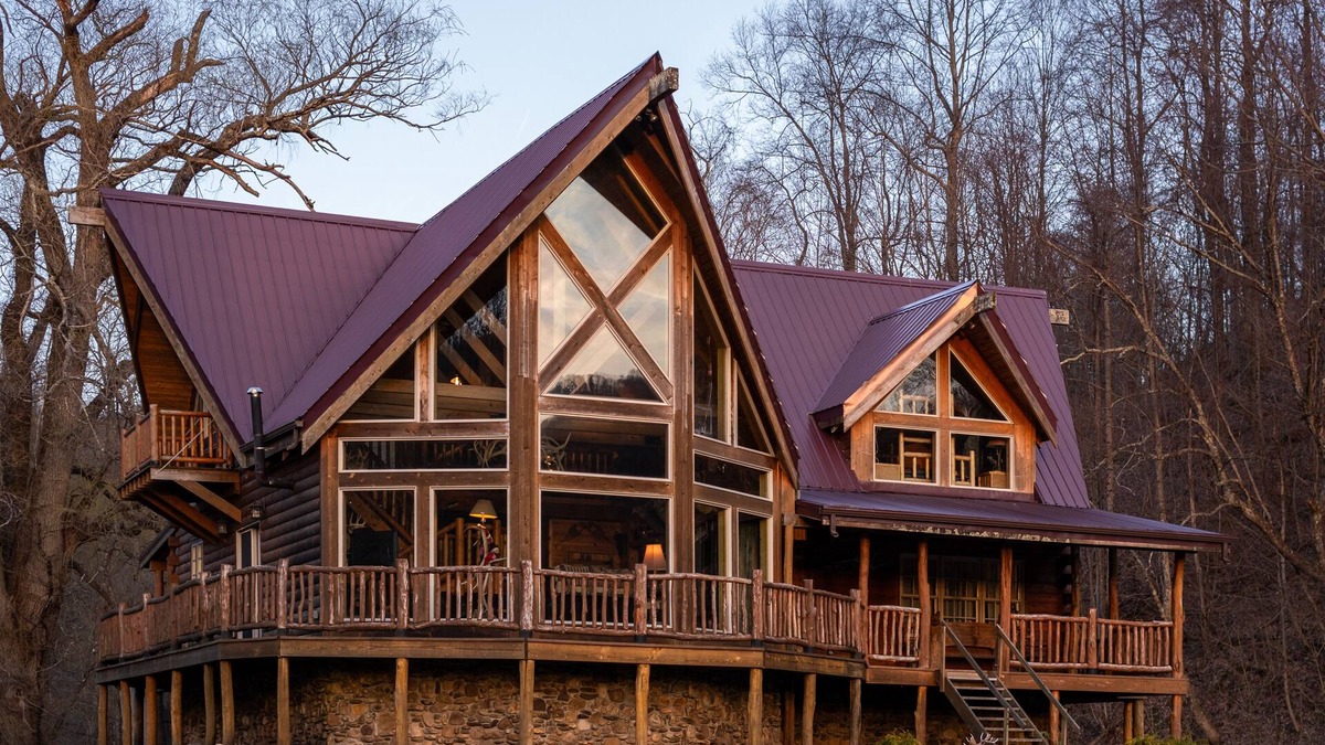 Elkins Cabin | Rocky Mt Lodge - Hot tub, Firepit, Fishing, Floating, Large Mountian Getaway