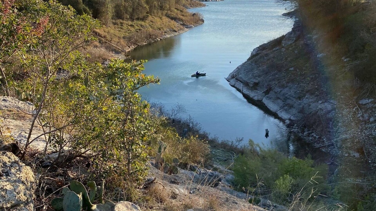 Belton House | Rocky Point Lakehouse *Family Friendly/8 adults maximum*