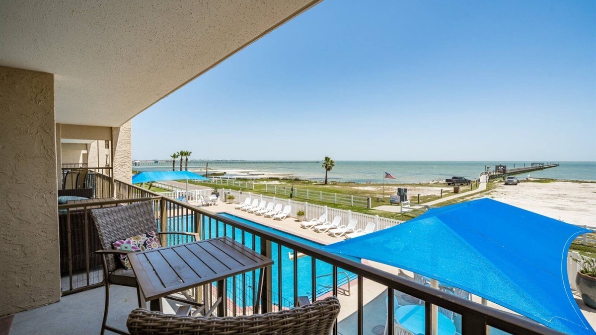 Rockport Condo | Rod and Reel | Pet Friendly, Views, Pool, Hot Tub