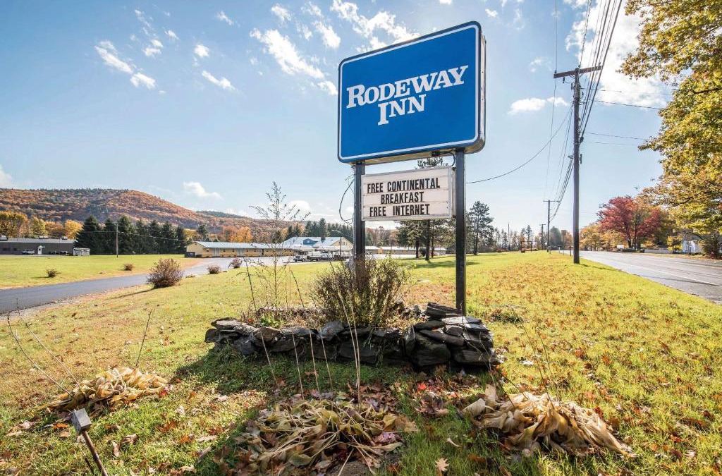 Bellows Falls Hotel | Rodeway Inn Bellows Falls