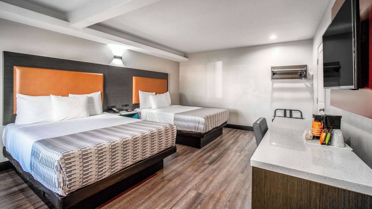 South Gate Hotel | Rodeway Inn South Gate - Los Angeles South