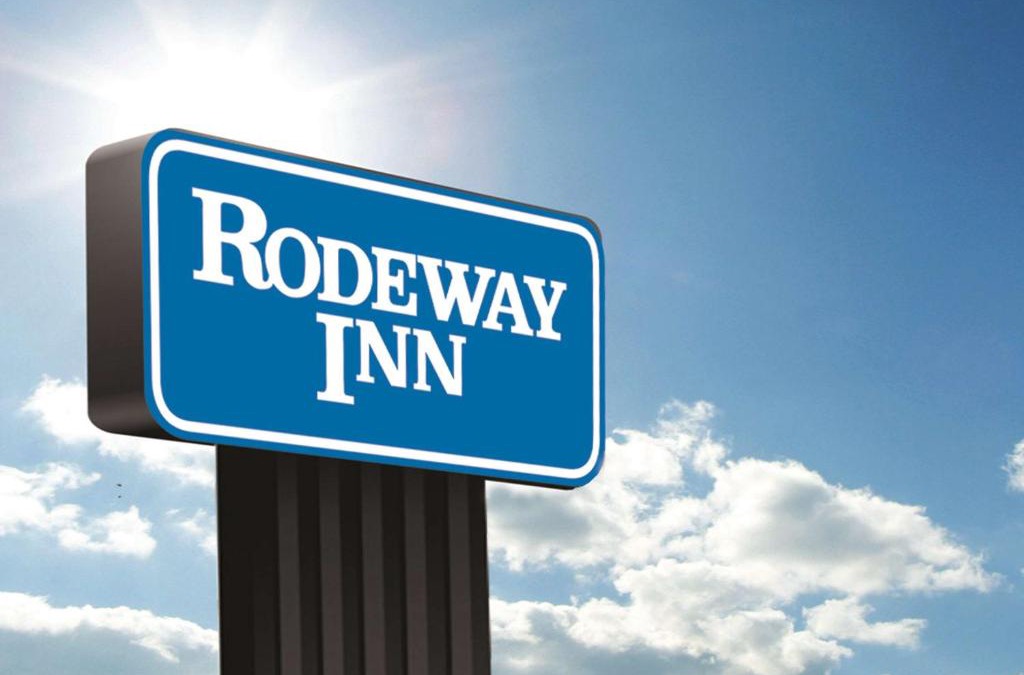 Woodlawn Hotel | Rodeway Inn