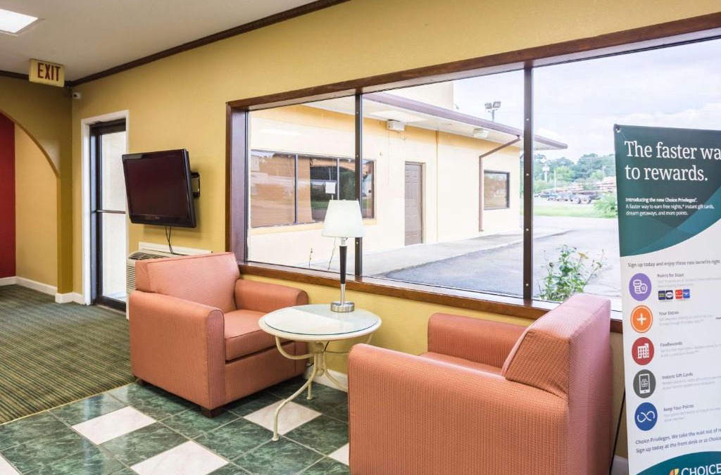Hazlehurst Hotel | Rodeway Inn