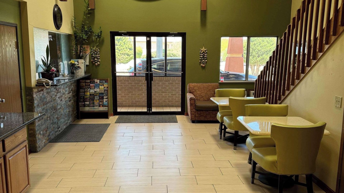 Moriarty Hotel | Rodeway Inn