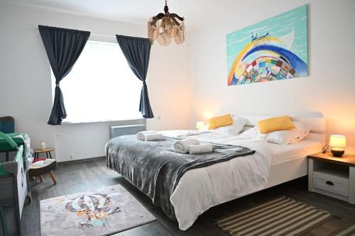 Broumov Apartment | Rodinný apartmán u Broumovského náměstí