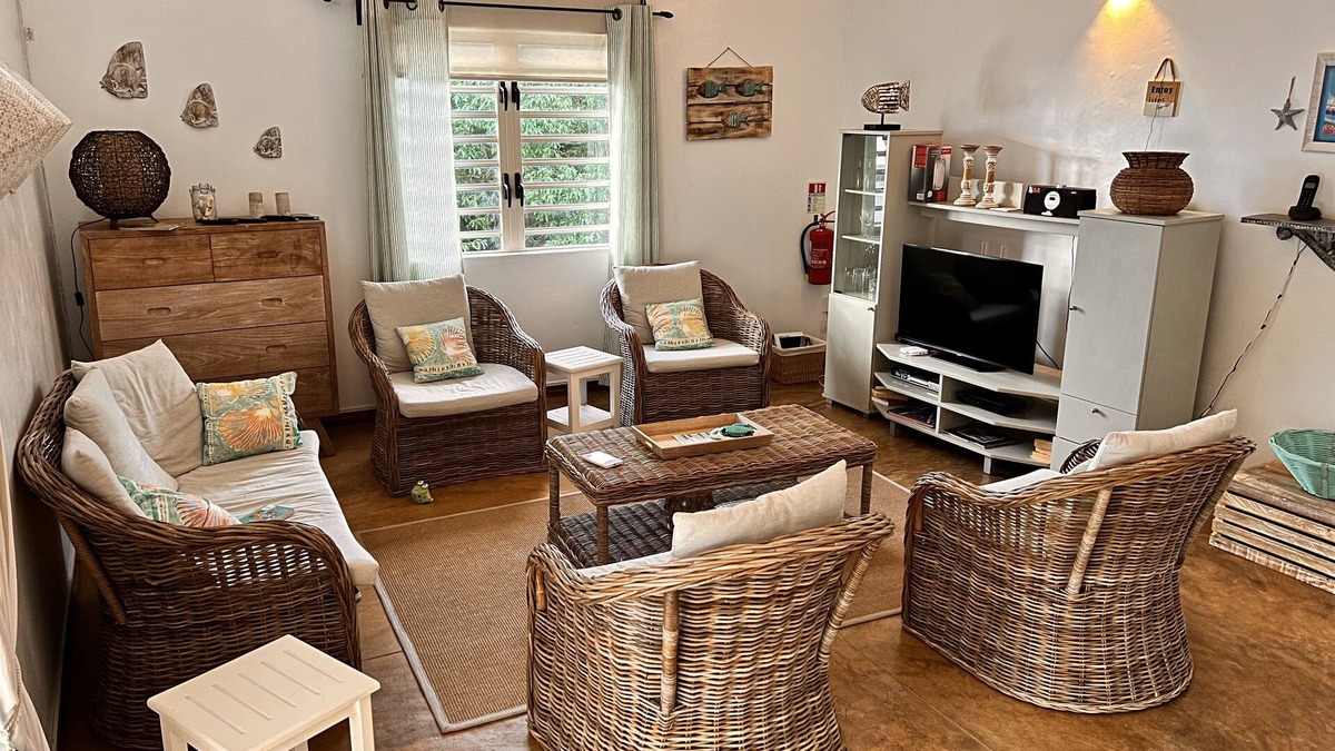 Oyster Bay Villa | Rodrigues. Spacious well equipped villa with panoramic view of the lagoon and sunsets.